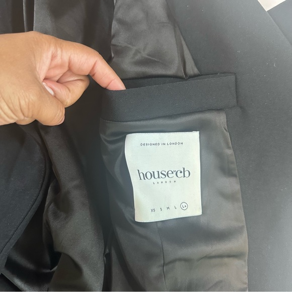 House of CB Esme Black Oversized Blazer with Feather Cuffs Size L+ - Picture 12 of 16